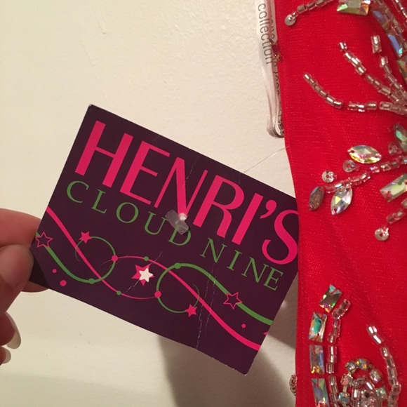 Prom dress - Picture 7 of 8